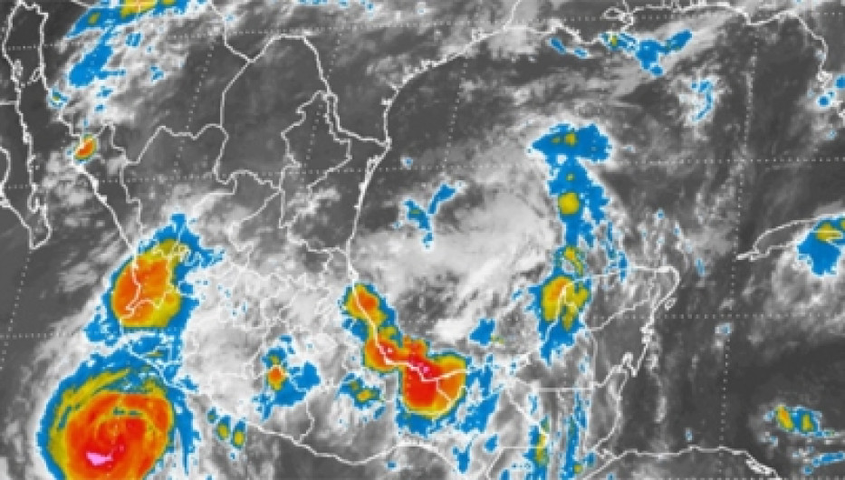 Dora se convierte en huracán categoría 1