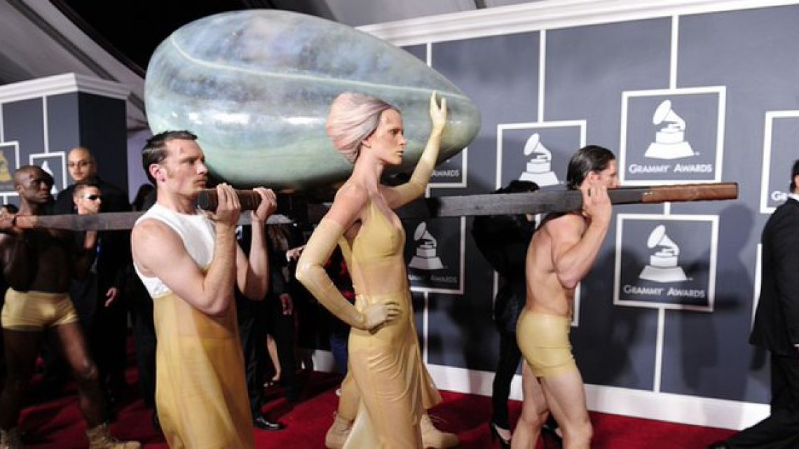 Arranca la alfombra roja de los Premios Grammy