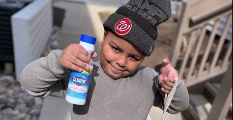 Conoce a este pequeño héroe y su apoyo durante la pandemia