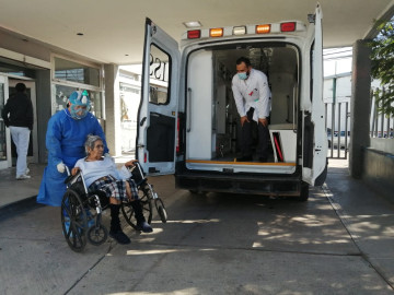 Paciente de 91 años gana batalla contra el covid-19