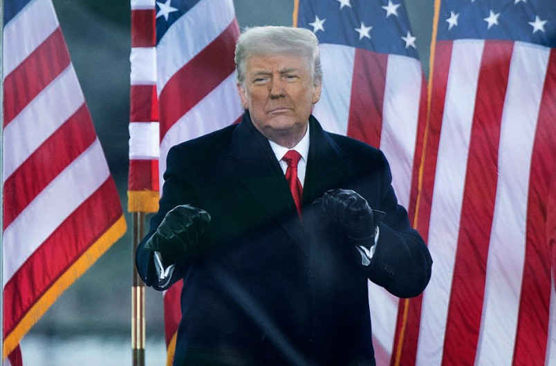 Trump se vacunó contra el covid en secreto, antes de dejar la presidencia