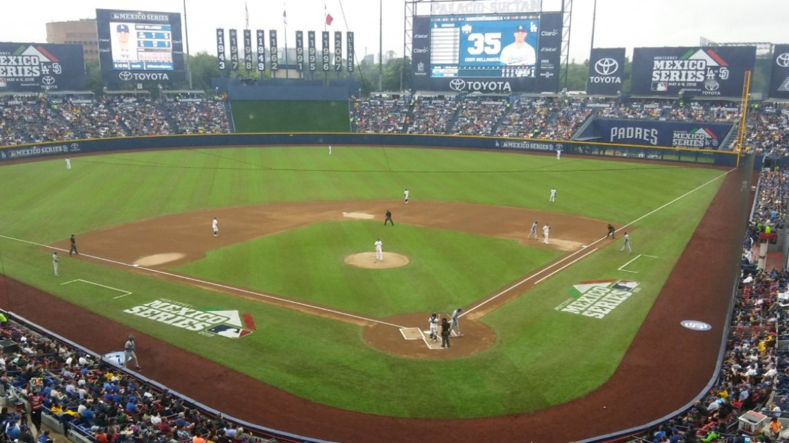 Padres iguala la México Series (1-1) al ganar a Dodgers 7-4