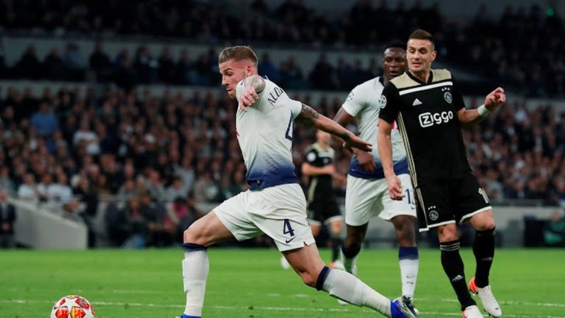 Ajax pega como visitante en la semifinal de ida de la Champions League