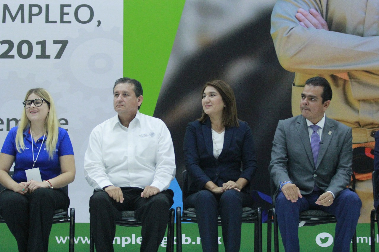 Ofertan en Nuevo Laredo más de mil 550 empleos