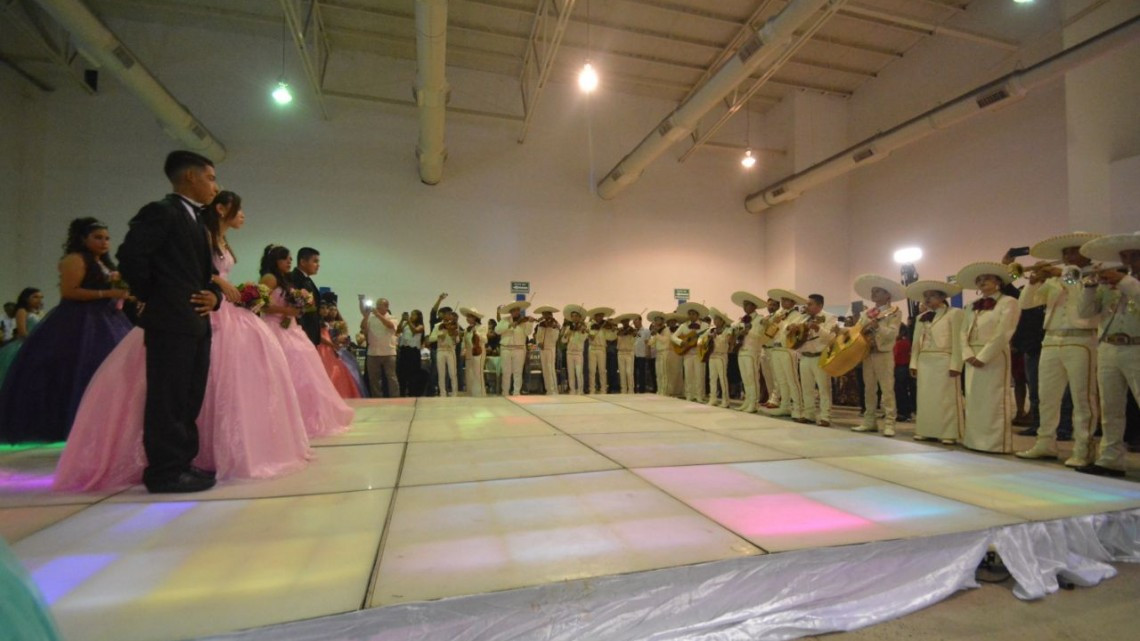 Tuvieron 67 jovencitas 'Mis XV'