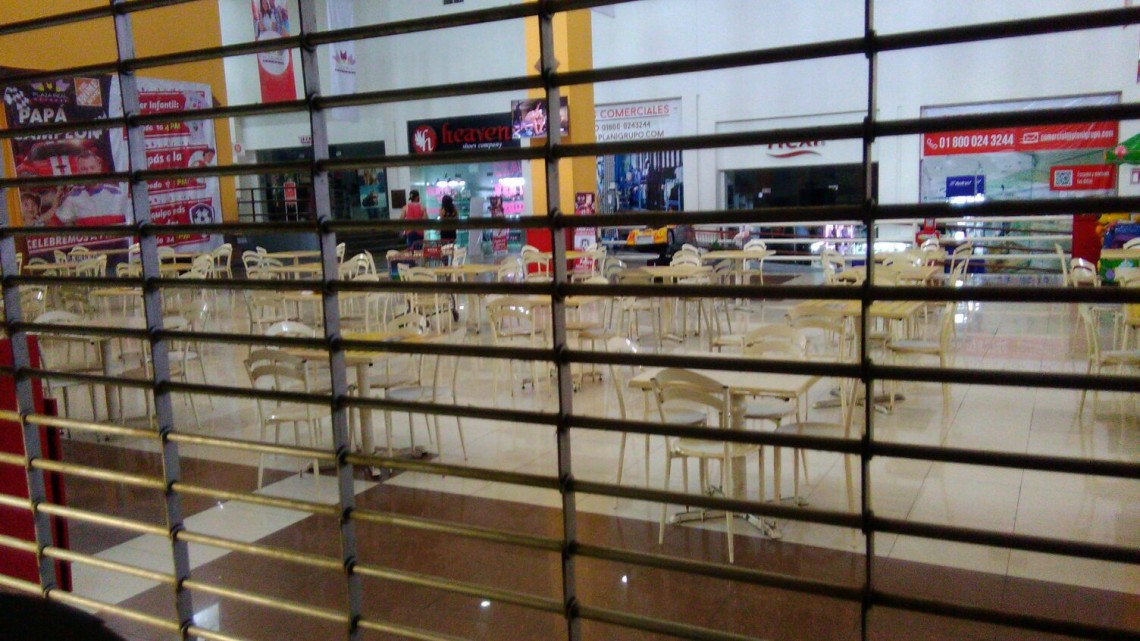 Persona herida al querer asaltar joyería