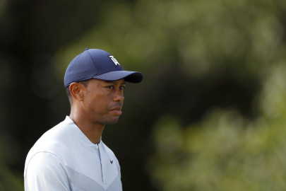 Tiger Woods se retira del Northern Trust con lesión