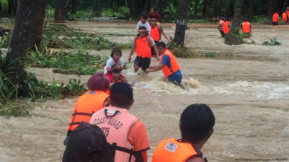 Tormenta tropical 'Megi'  deja al menos 20 muertos en Filipinas