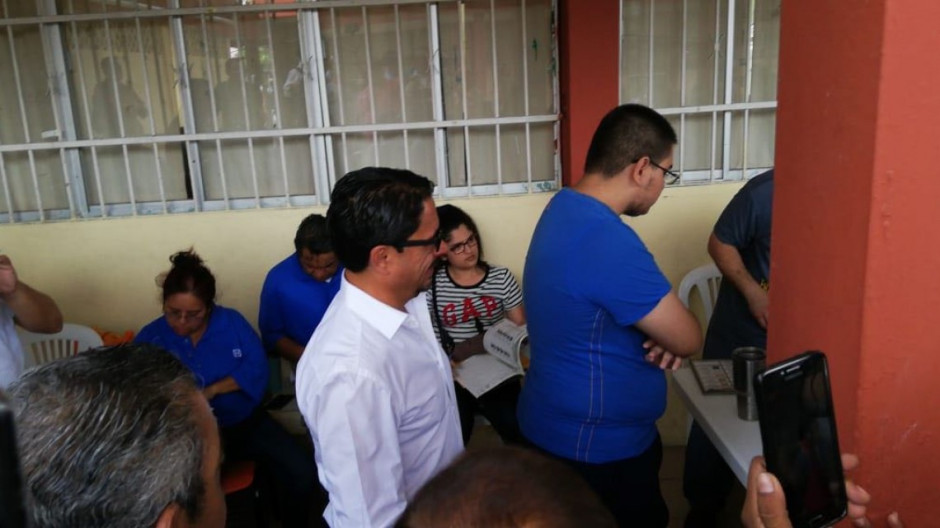 Vota candidato del PAN a la alcaldía de Madero