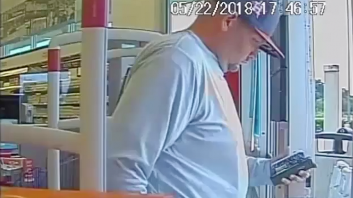 Policía de Houston busca a sospechoso de robo