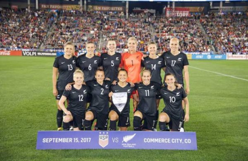 En Nueva Zelanda, selección de futbol pagará por igual a hombres y mujeres 