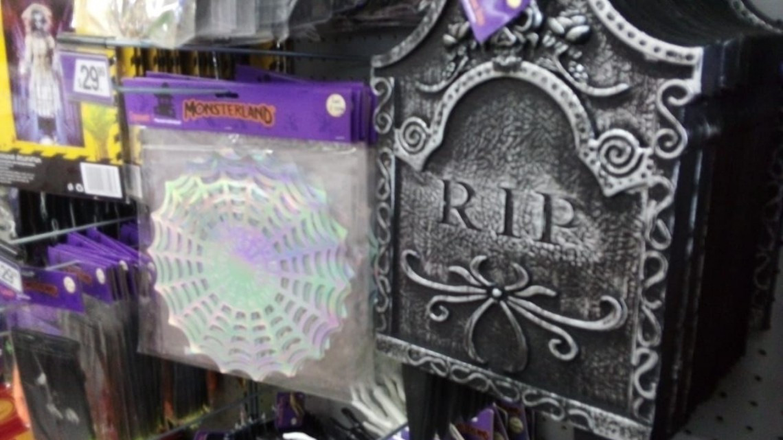 Anticipan ventas de Halloween en Nuevo Laredo 