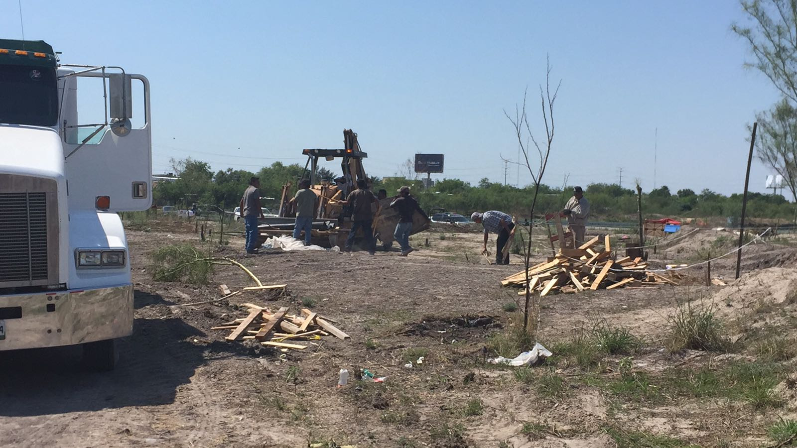 Desalojan a invasores de área de la laguna "La escondida"