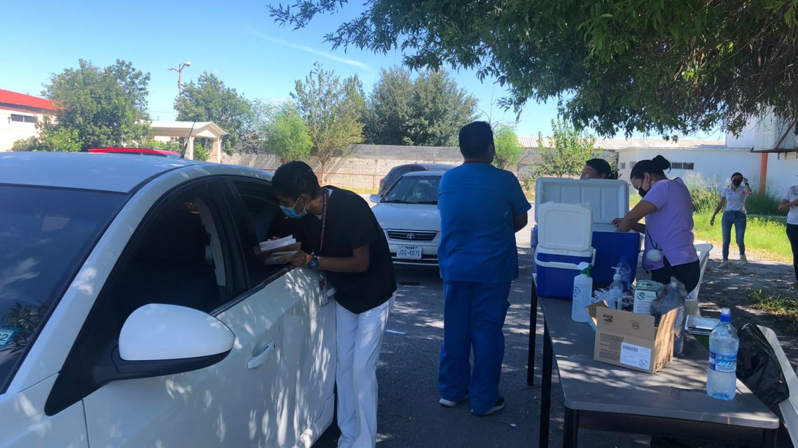 Instalan módulo de vacunación en el SNTE