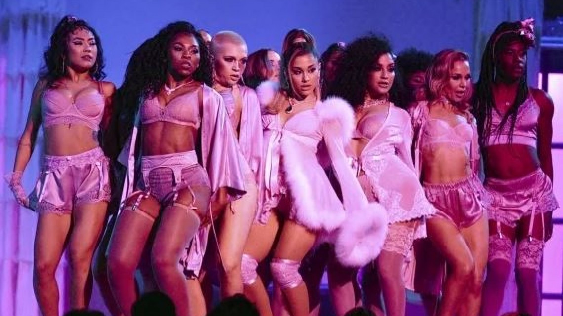 Con emotivo homenaje a Kobe Bryan, se llevan a cabo los Grammys 2020 