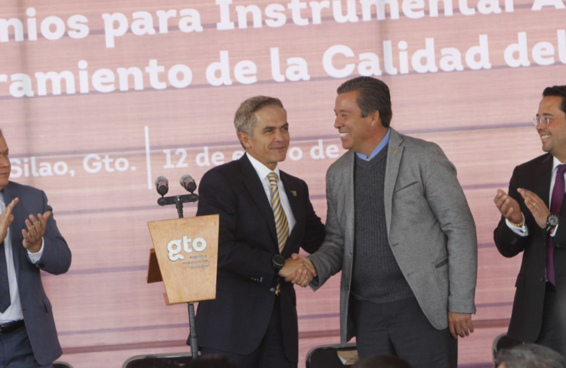 Mancera dice que es 'complicado' bajarse el suelo