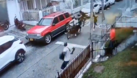 Con patada, hombre frustra intento de robo