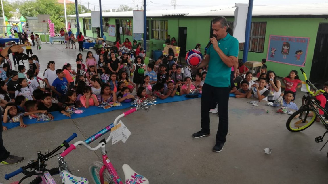 Festejan Día del Niño