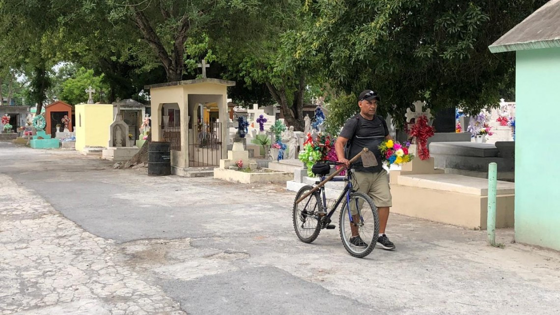 Listo cementerio para celebración del día de las madres 