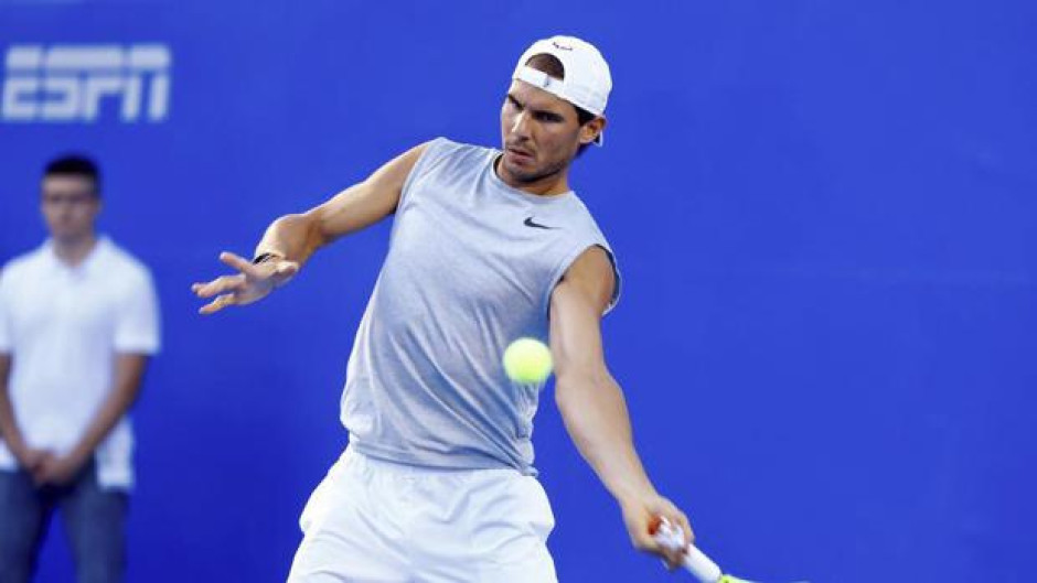 Avanza Nadal a la segunda ronda en el Abierto Mexicano