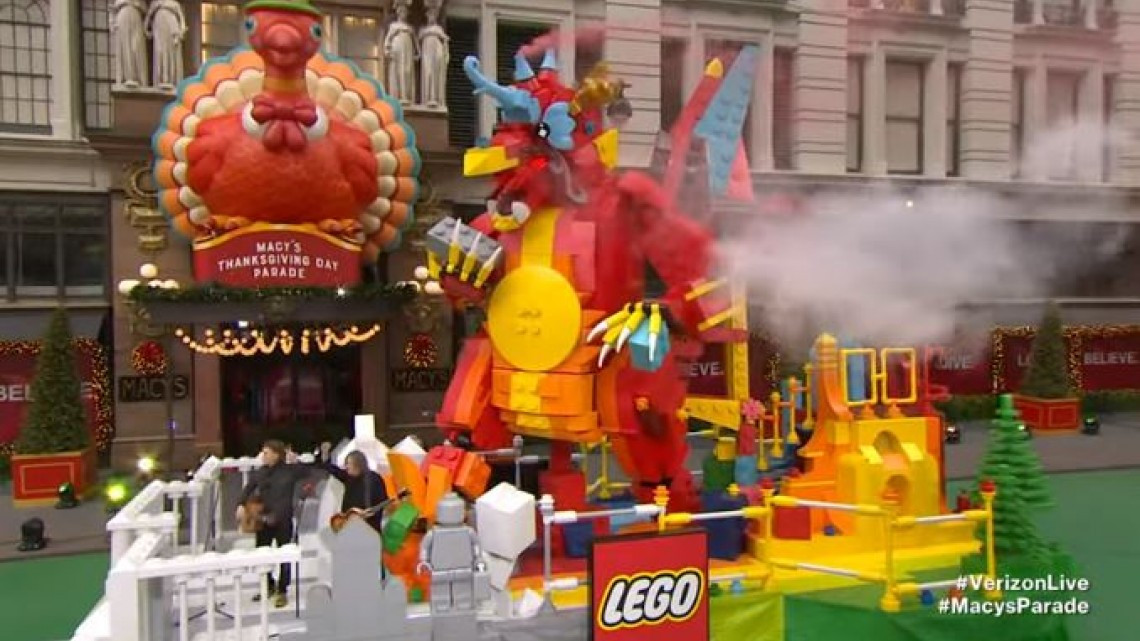 Celebran tradicional desfile de Acción de Gracias de NY 