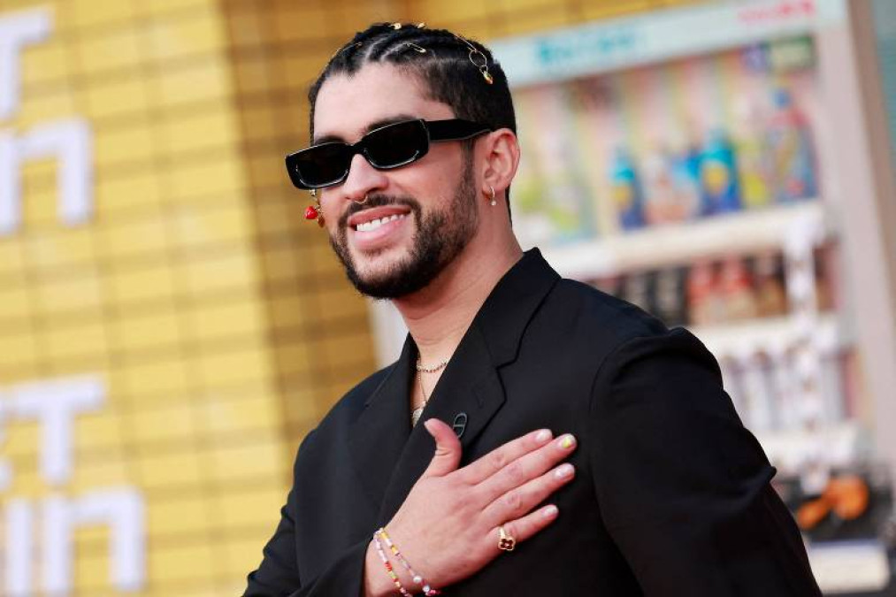 Bad Bunny demanda a un fanático