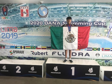 Brilla tamaulipeco Gael Moreno en torneo internacional de Natación