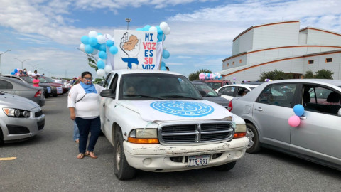 Diócesis de Nuevo Laredo realiza caravana de autos a favor de la vida 