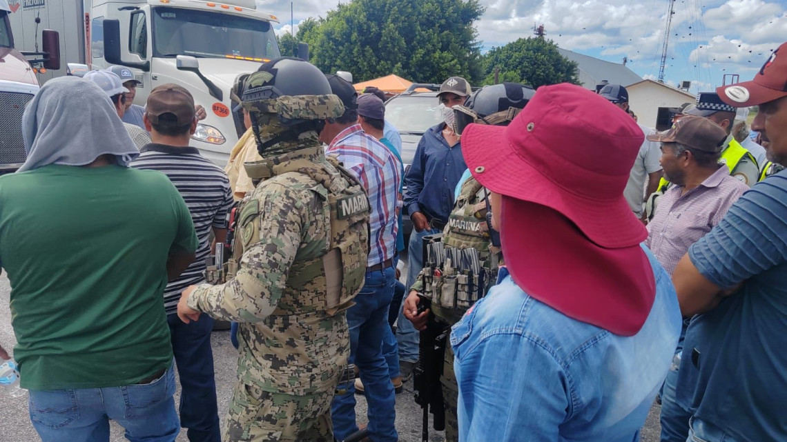 Gobierno de Tamaulipas mantiene diáologo con productores por bloqueo