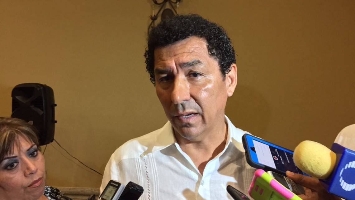 Se reunirá Mario López con AMLO en México