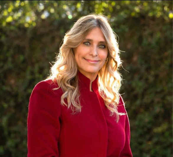 Se registra Maki como aspirante al Senado por Morena