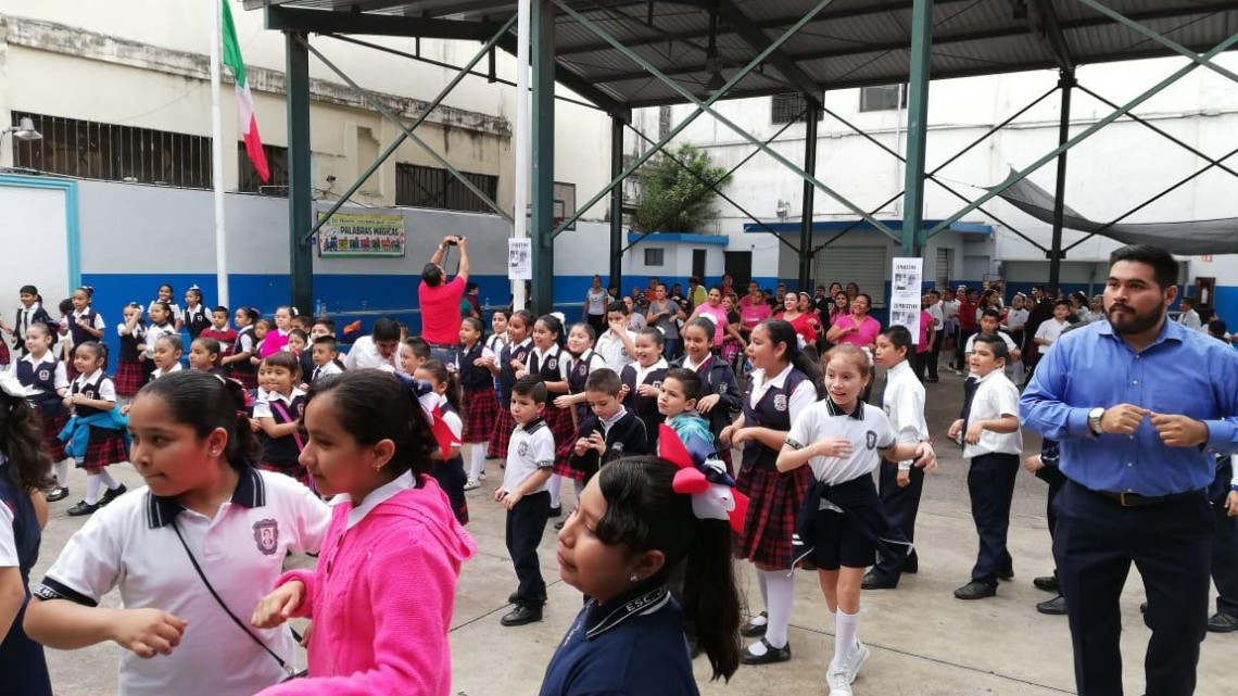 Hacen zumbaton para apoyar a alumno con aplaca medular