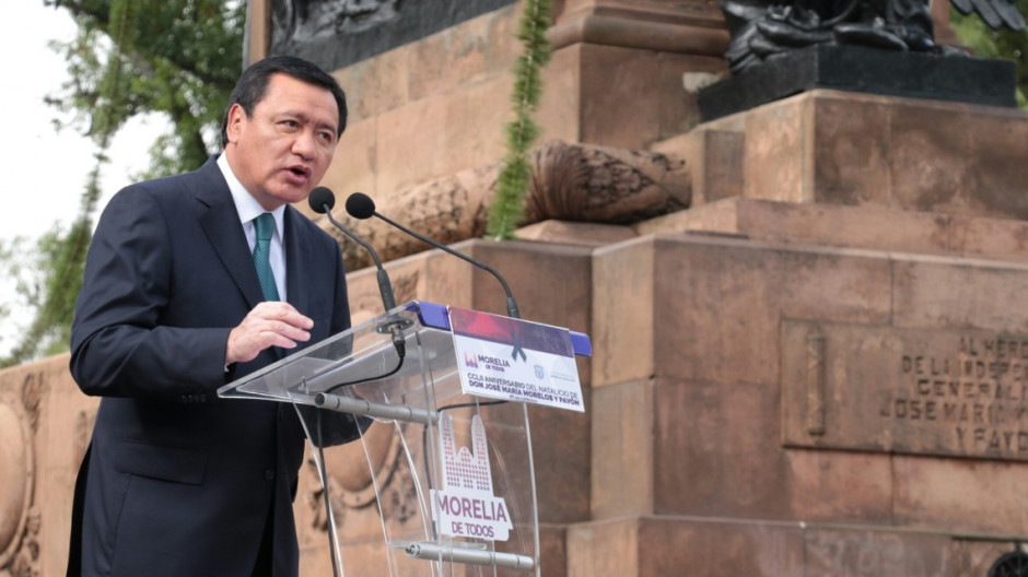 Destaca Osorio Chong labor de voluntarios en emergencia por sismo