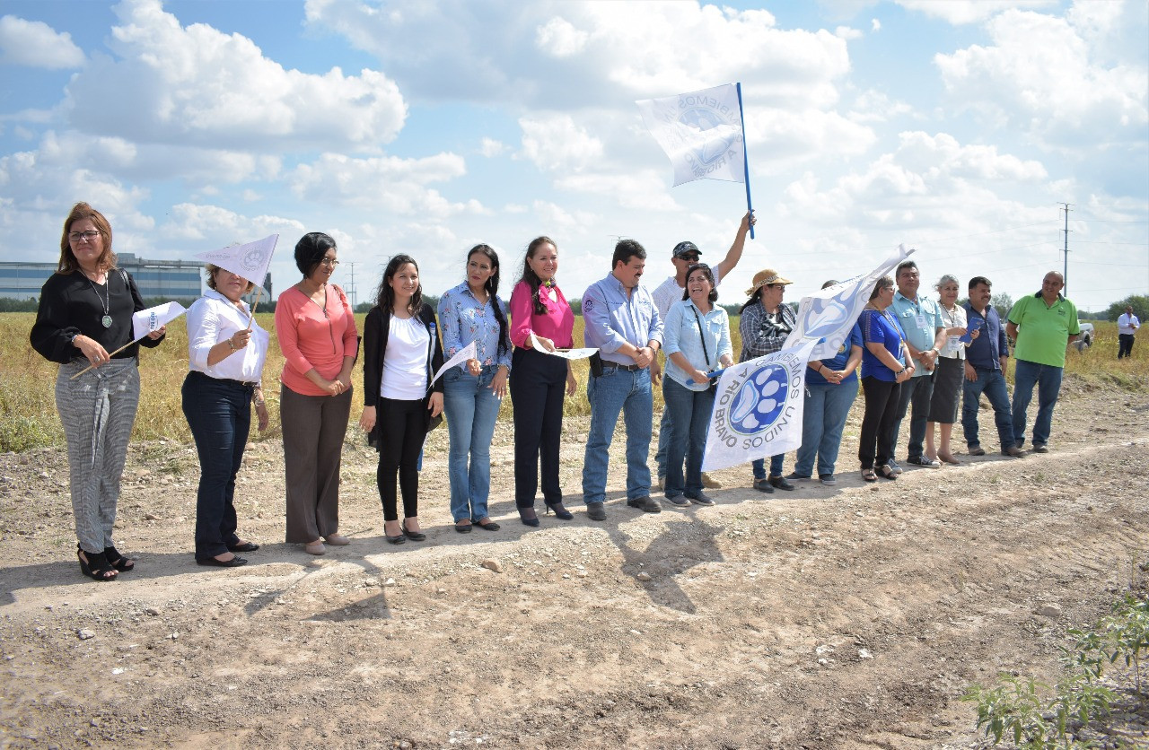 Arranca rehabilitación de acceso al ejido 6 de enero