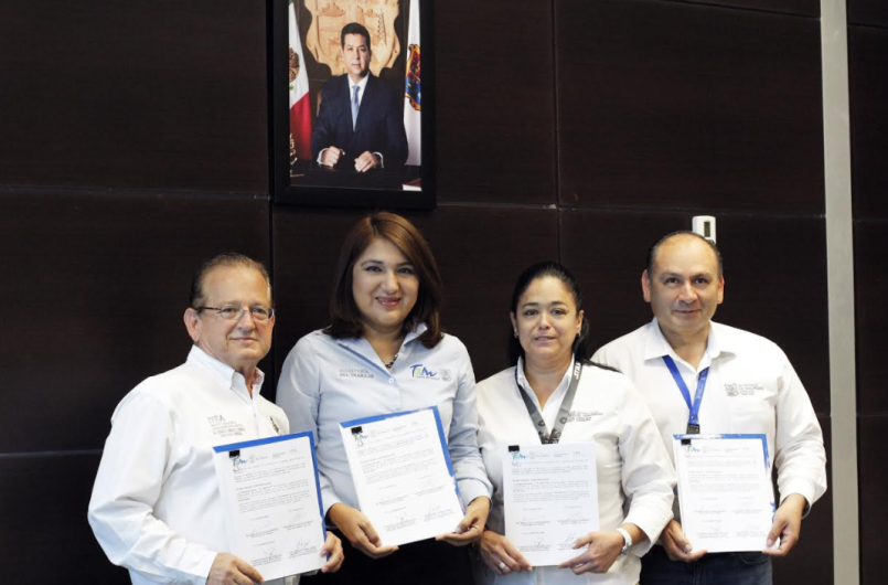 Firman convenio para impulsar empleo y mejorar calidad de vida de reclusos