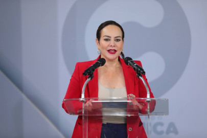 Lanzan convocatoria para becas Una nueva Era de primaria y secundaria