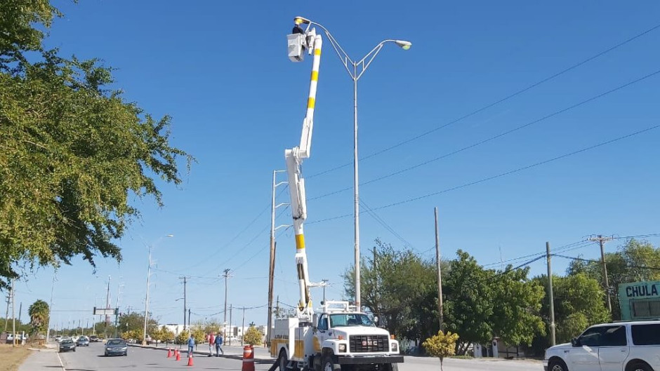 Se instalarán 10 mil nuevas luminarias en Matamoros antes de que termine este año
