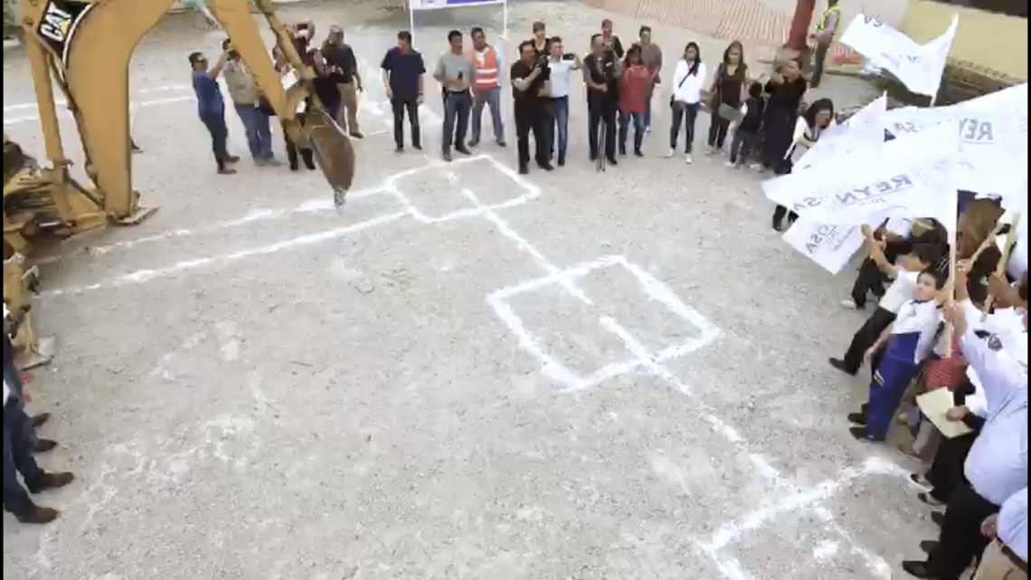 Agradecen madres de familia construcción de aulas escolares en Jarachina Sur