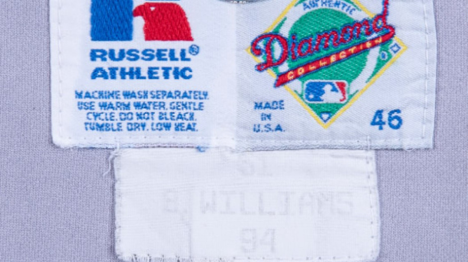 Jersey de Derek Jeter es subastado por esta sorprendente cantidad