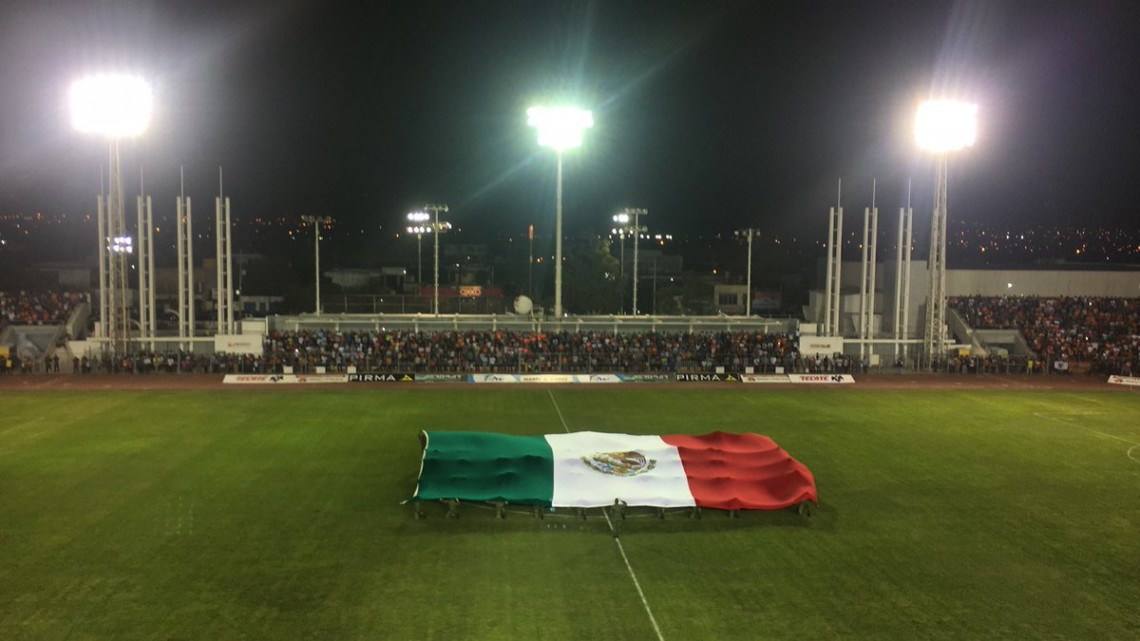 Conmemora FGCDV Día del ejército al medio tiempo del "Correcaminos vs Rayados"