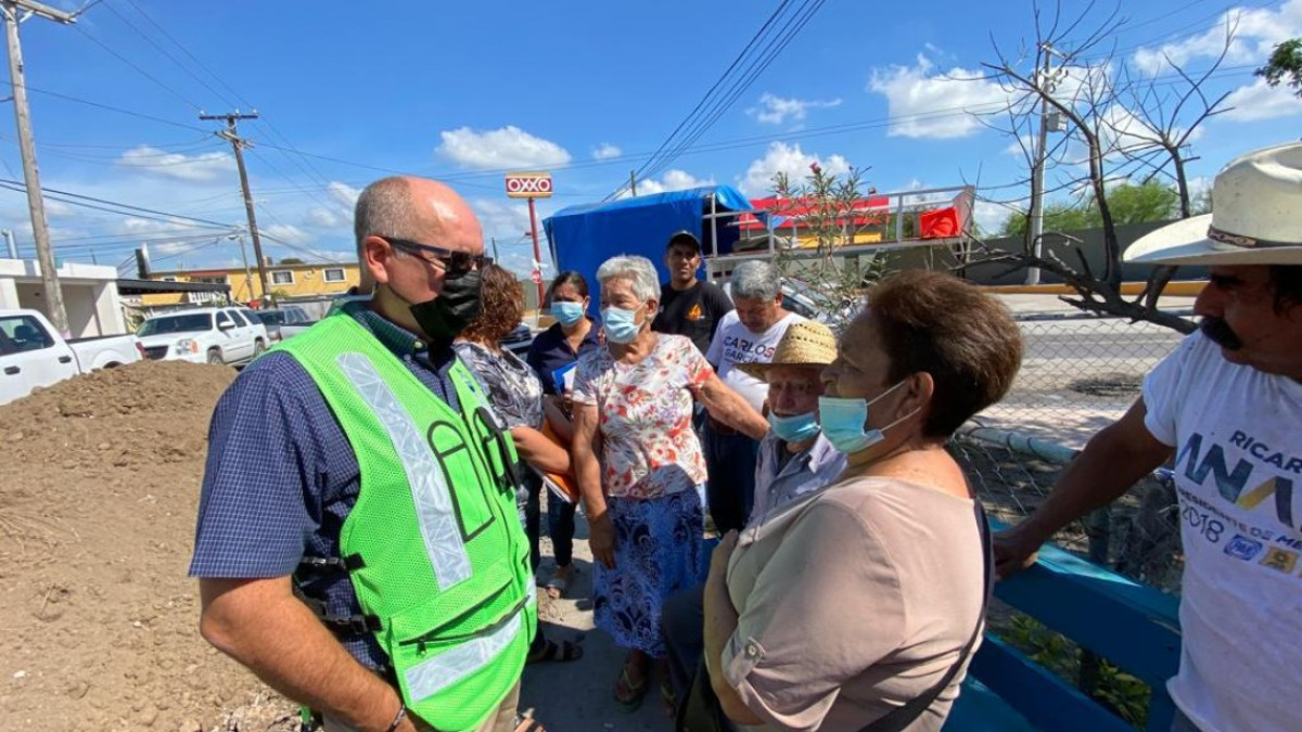 Supervisan obras de introducción de drenaje en las colonias Tecnológico y las Culturas 