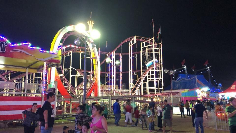 Clausuran juego mecánico en la feria y revisaran el resto