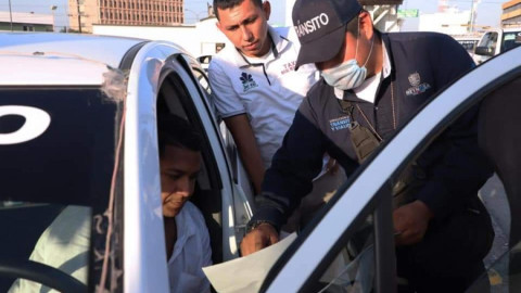 Difunde Gobierno Municipal medidas de prevención de la salud en transporte público