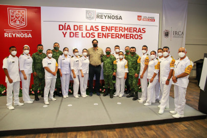 Las y los enfermeros son un pilar importante para el país: Carlos Peña Ortiz