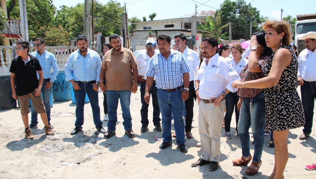 Cumple Alcalde con acciones concretas a las familias maderenses