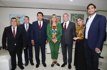 Atendió Alcaldesa Maki Ortiz invitación a toma de protesta 