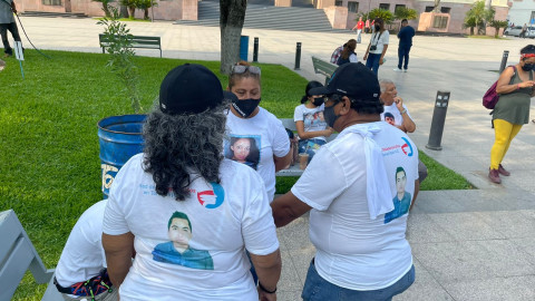 "Nada que festejar": madres de desaparecidos