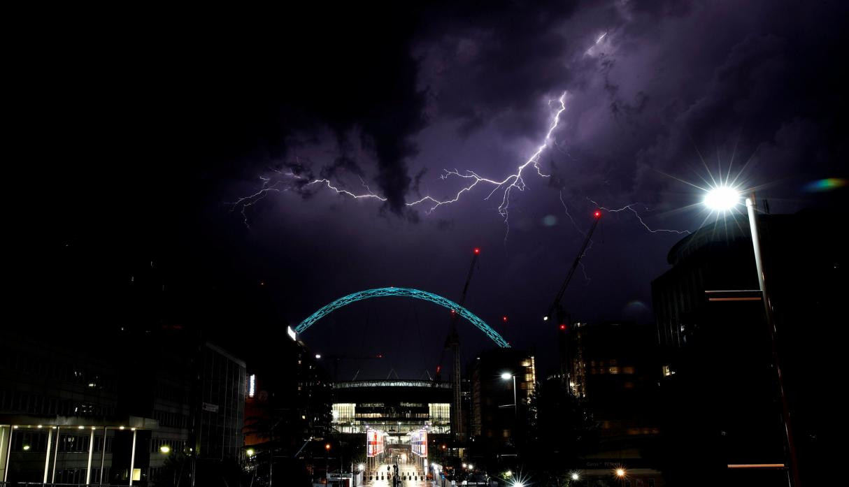 Así se vivió la tormenta de relámpagos en Reino Unido