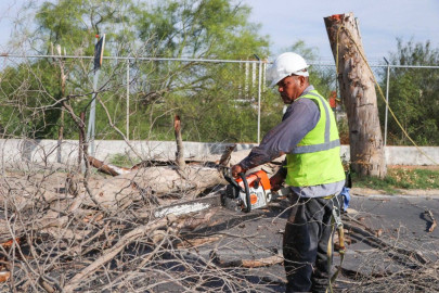  Rehabilitan espacios públicos para la celebración de Pascua 