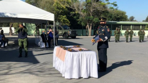 Condecoran a militares y galardonan a enfermera con presea Miguel Hidalgo